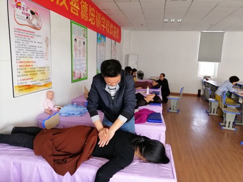 中医推拿：传承千年的生命之舞